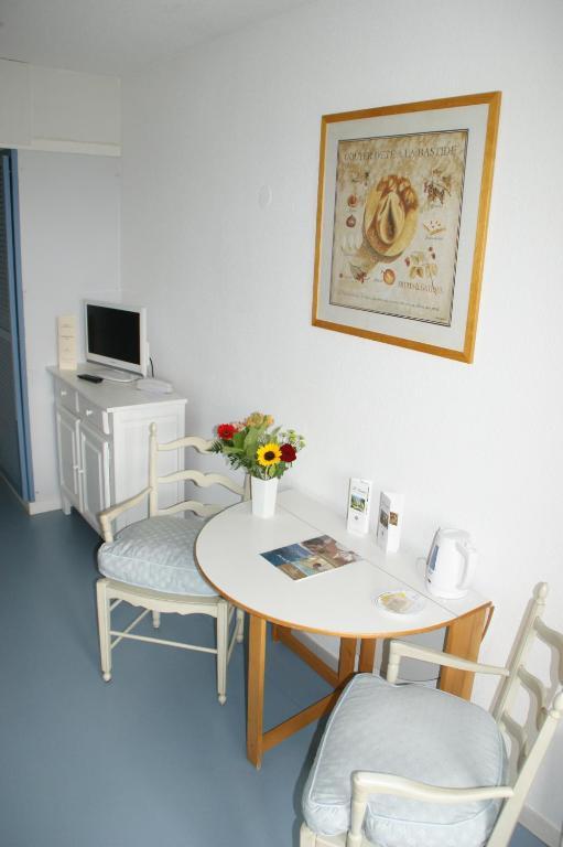 Residence Les Grands Pins Gréoux-les-Bains Rum bild
